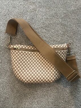 Woven Beige Crossbody Bag with Wide Strap